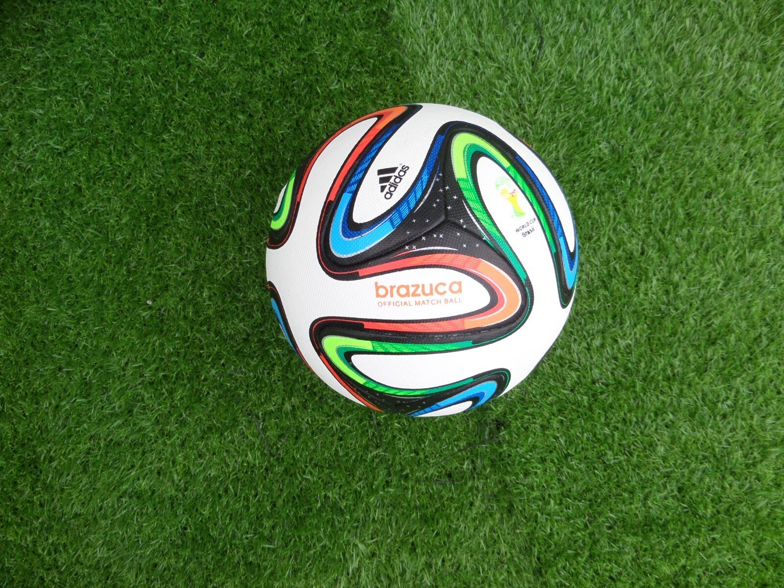 Adidas Brazuca 2014 FIFA World Cup Brazil Official Match Ball Size 5 - Image 3