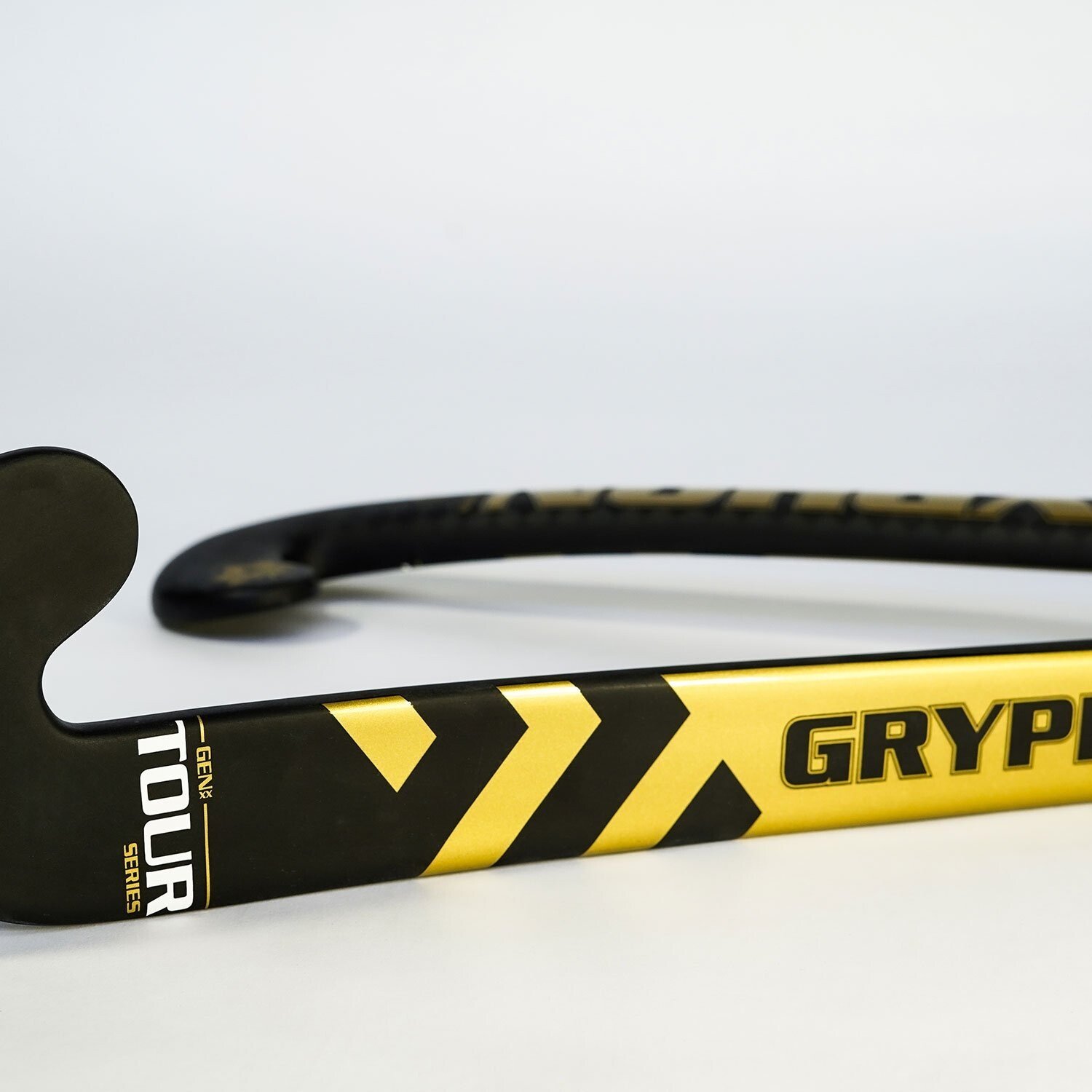 Gryphon Tour Samurai GXX Field Hockey Stick - 2020 Classic Curve PRO-25 T-Bone - Image 3